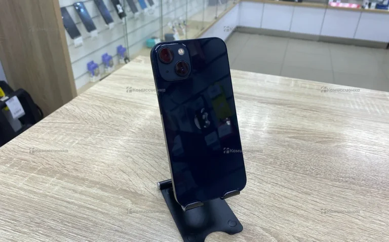 Apple iPhone 13 128 ГБ