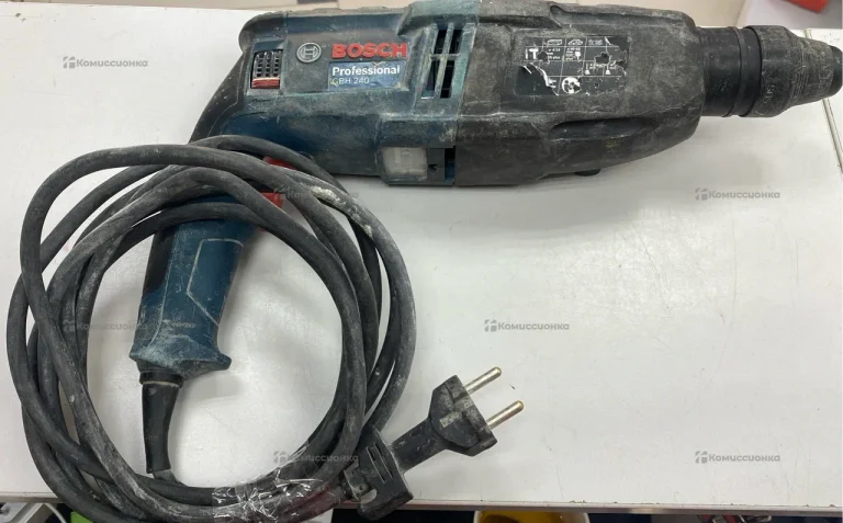 Перфоратор Bosh GBH 240 Professional
