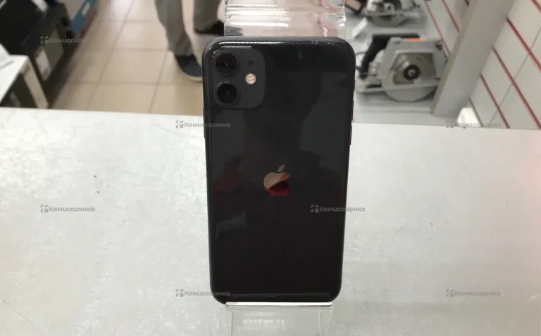 Apple Iphone 11 64 ГБ