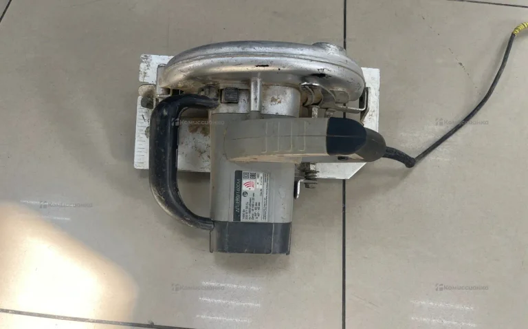 Дисковая пила Интерскол ДП-190/1600М