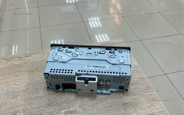 Автомагнитола  Aura  79DSP
