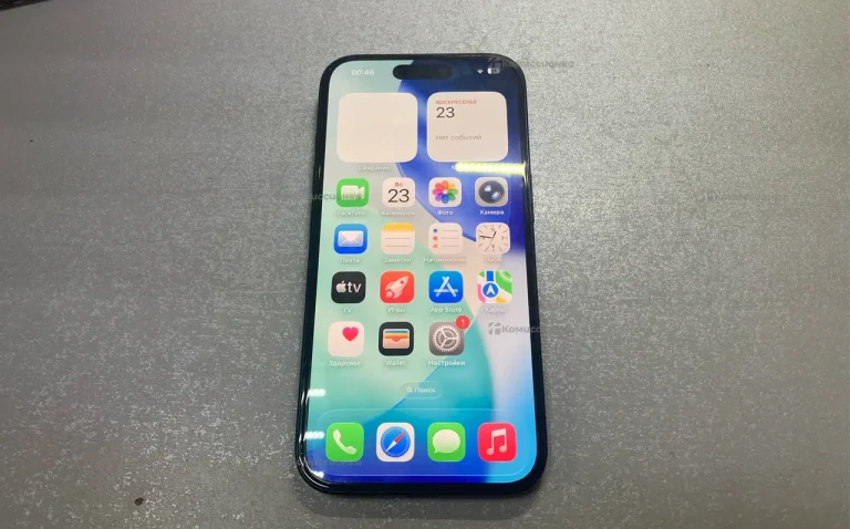 Apple iPhone 16 8/256 ГБ