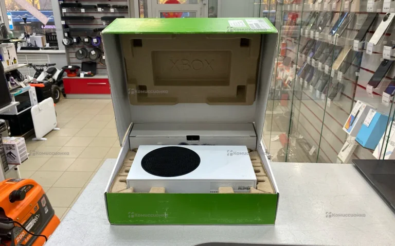 Приставка Xbox Series S