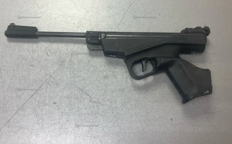 Пневматический пистолет Иж-53м air pistol