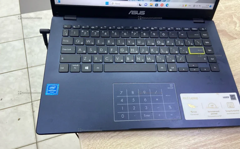 Ноутбук Asus Laptop R429M