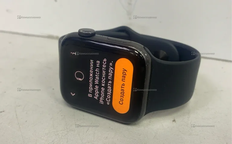 Часы Apple Watch SE 44mm
