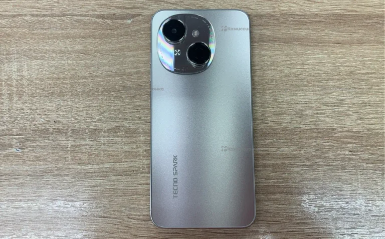 Tecno Spark Go 1 3/64 ГБ