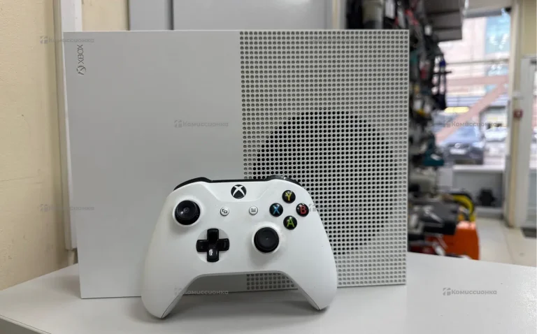 Приставка Xbox One S 500 ГБ