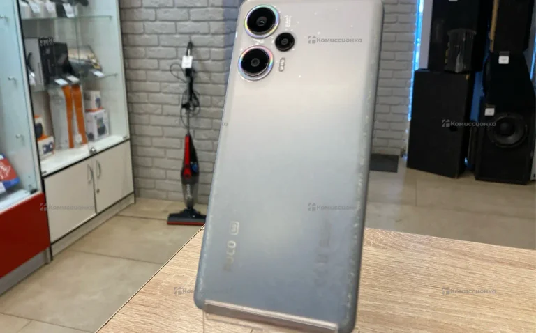 Xiaomi Poco F5 12/256 ГБ