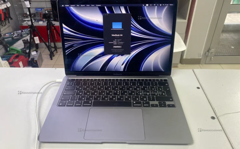 Ноутбук  macbook air 13 m1