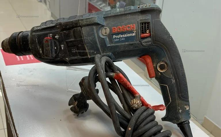 Перфоратор BOSCH GBH 240