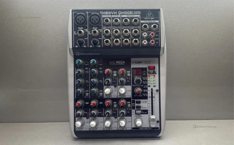 Микшерный пульт Behrigen Xenyx QX1002USB