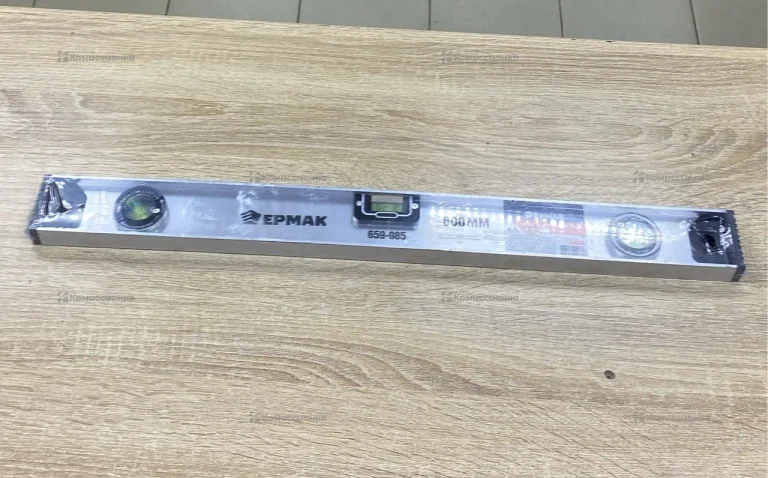 уровень Ермак 600 mm