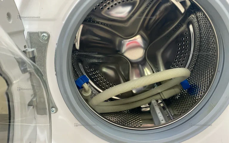 Стиральная машина Smeg WM3T60CRU