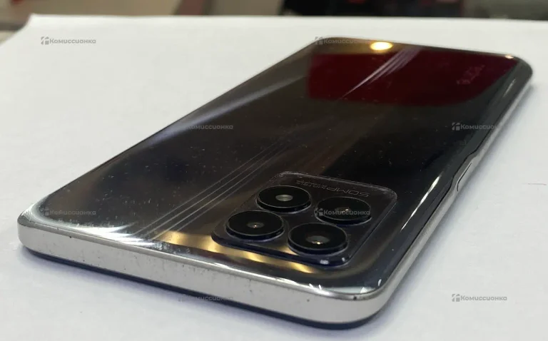 Realme 8i 4/128 ГБ