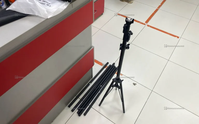 Экран для проектора