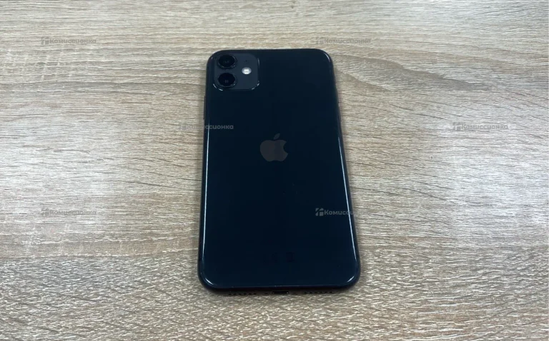 Apple iPhone 11 4/64 ГБ