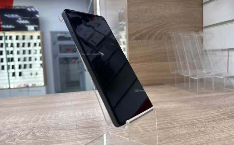 Tecno Pova 6 8/256 ГБ