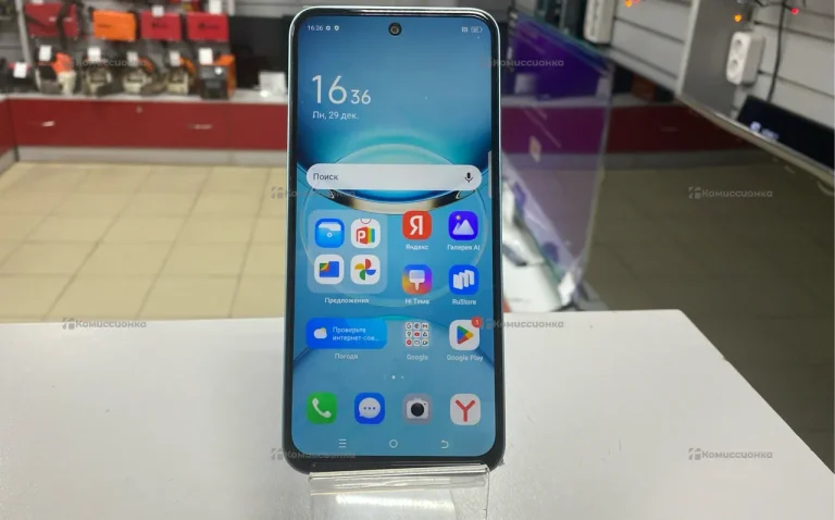 Tecno Spark 30 5G 6/128 ГБ