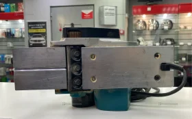 Электрорубанок Makita KP0800