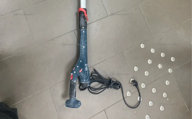 Шлифмашина для стен и потолков BOSCH GTR 550