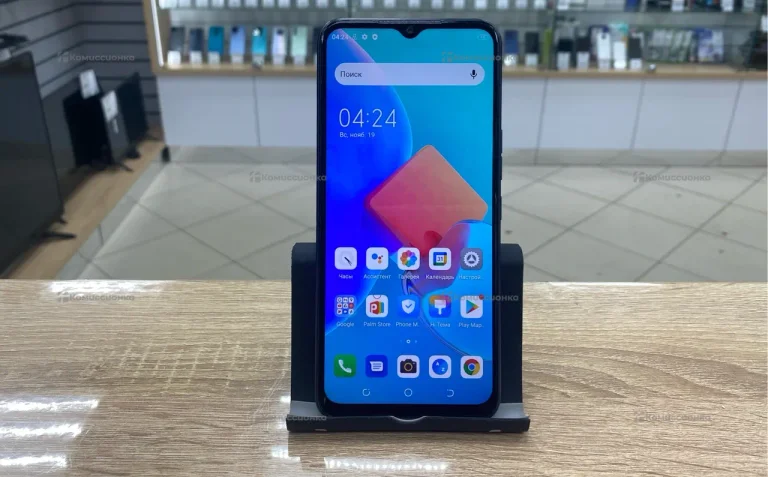 Tecno Spark 8C 4/64 ГБ