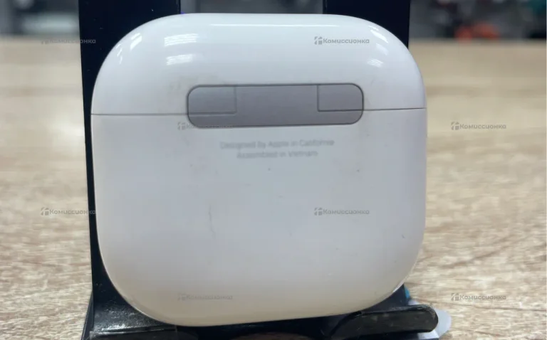 Наушники   AirPods 4