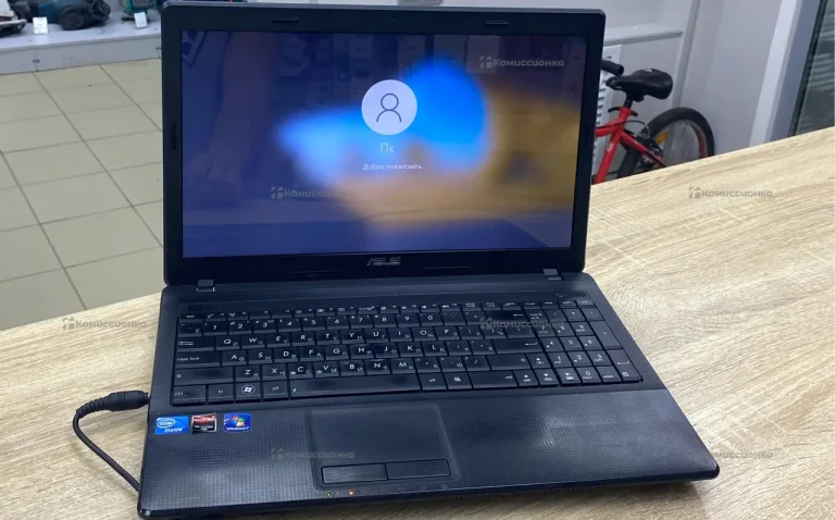 Ноутбук  ASUs