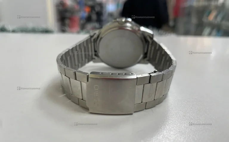 Часы Casio MTP-VD01