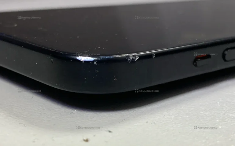 Apple iPhone 15 6/128 ГБ