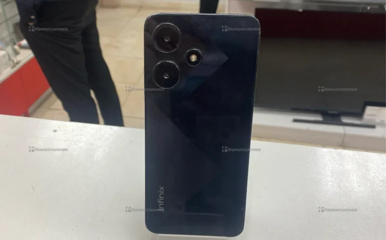 Infinix Hot 30i 4/128 ГБ