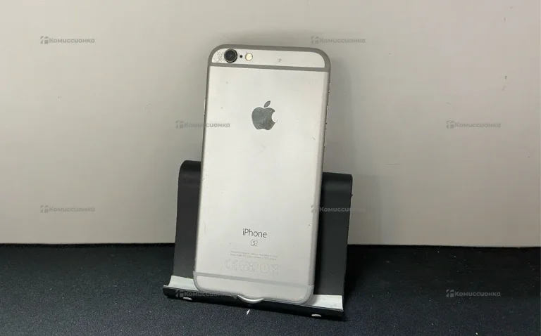 Apple iPhone 6s 2/64 ГБ