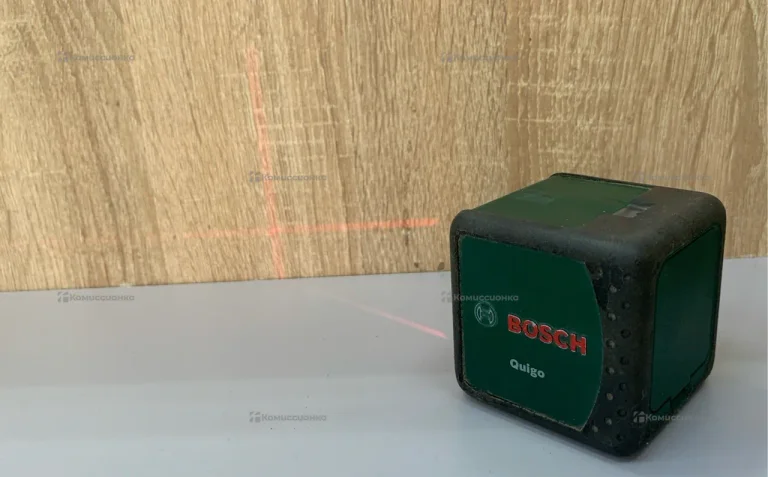Лазерный уровень Bosch Quigo