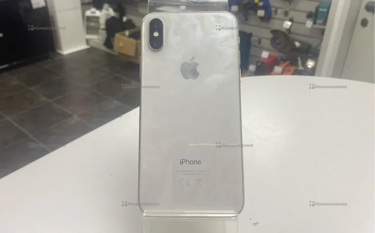 Apple iPhone X 3/64 ГБ
