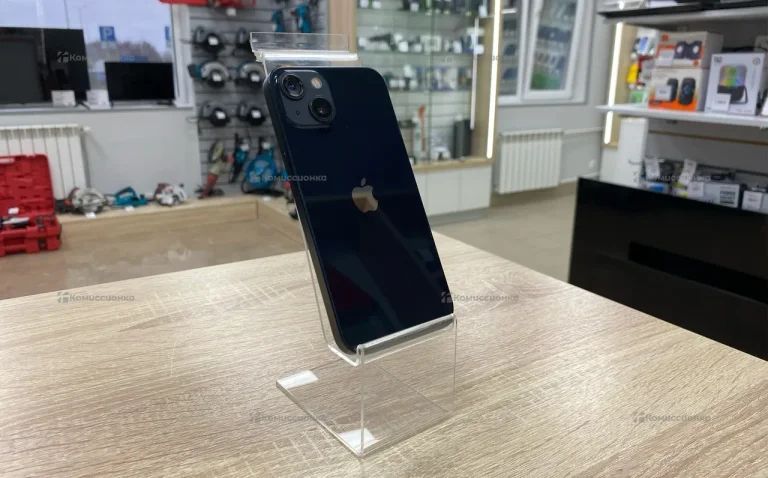 Apple iPhone 13 4/128 ГБ