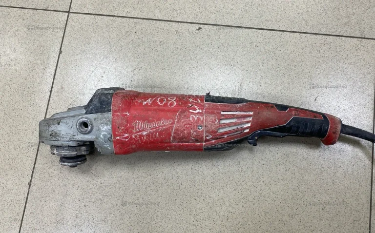 УШМ Milwaukee AGVK 24-230 EK DMS