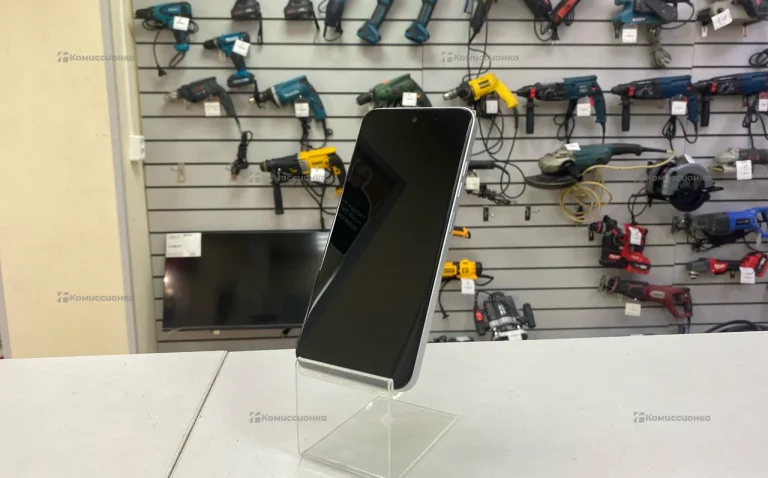 Tecno Spark Go 1 4/128 ГБ