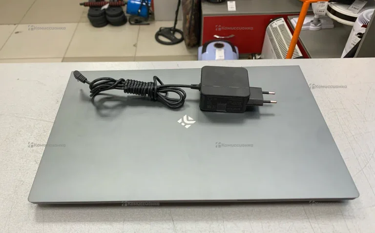 Ноутбук  Dexp Atlas A15-A5W402