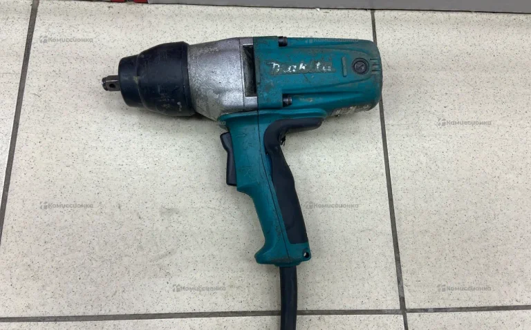 Гайковерт makita TW0350
