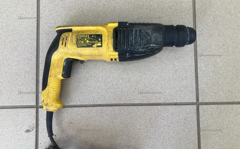 Перфоратор STANLEY SHR263K