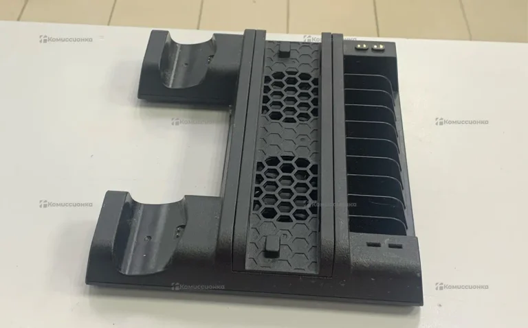 Sony Зарядная док-станция для PS4 Dobe