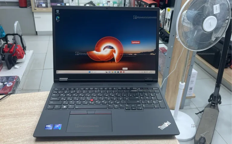 Ноутбук Lenovo ThinkPad p16v gen2