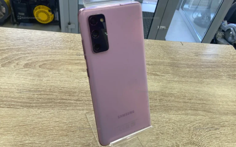 Samsung Galaxy S20 FE 6/128 ГБ