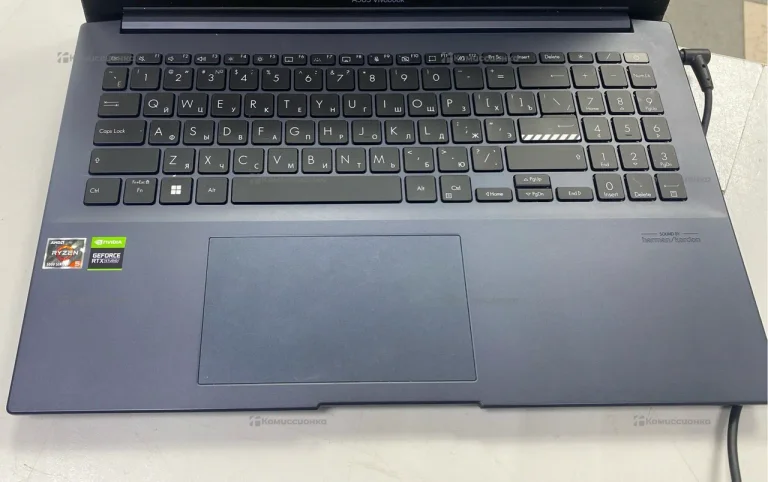 Ноутбук Asus VivoBook