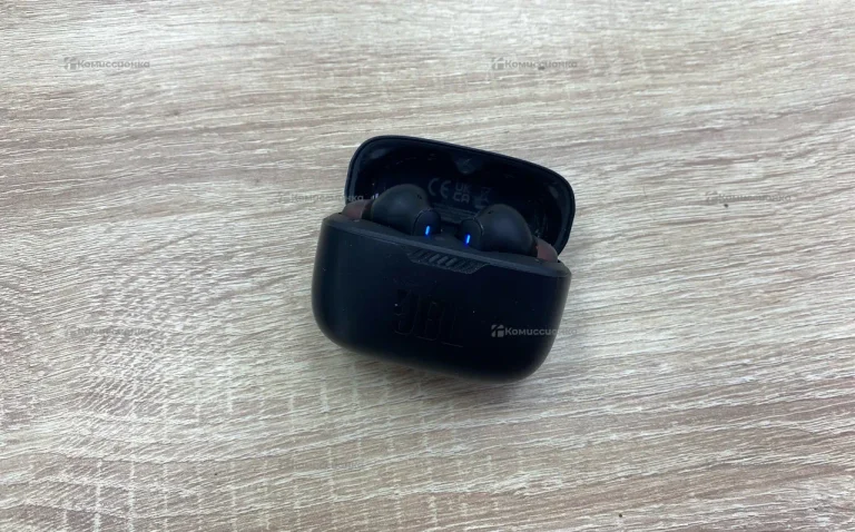 Наушники  JBL TWS 235NC