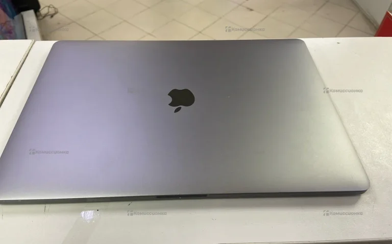 Ноутбук  Apple MacBook Pro 15 2016 i7