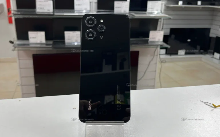 Xiaomi realme 12 8/256