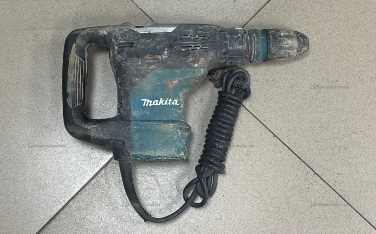 Перфоратор makita HR4003C
