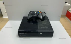 Приставка Xbox 360 E.