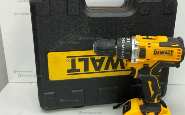 дрель шуруповерт Dewalt реплика..